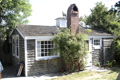 Family-Friendly Vacation Rental on the Beach in Cape Cod - glamping.directory