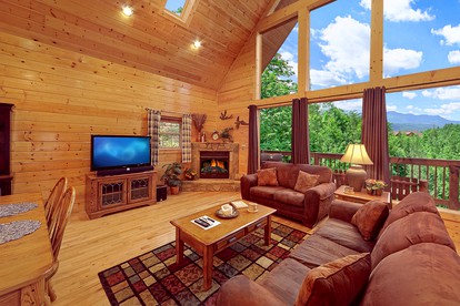 Delightful Cabin Rental in Gatlinburg for a Tennessee Vacation - Gatlinburg, Tennessee - glamping.directory