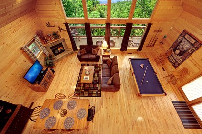 Delightful Cabin Rental in Gatlinburg for a Tennessee Vacation - Gatlinburg, Tennessee - glamping.directory