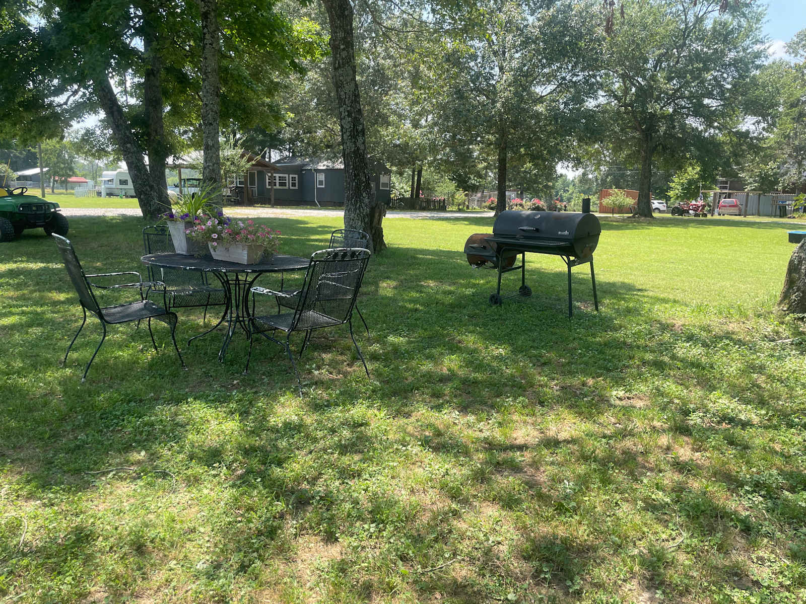 Jubilee Farm at Whiskey Bravo Ranch - Leola, Arkansas - glamping.directory