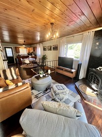 Quaint Cottage with Pond Access Perfect for Families in Brownfield, Maine - Brownfield, Maine - glamping.directory