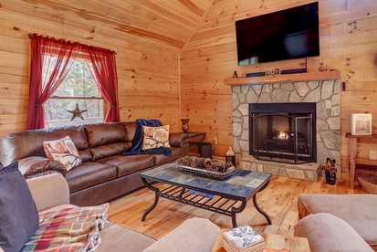 Rustic Cabin Getaway with Cozy Charm & Serene Surroundings in Gilmer County, Georgia - Gilmer County, Georgia - glamping.directory