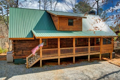 Rustic Cabin Getaway with Cozy Charm & Serene Surroundings in Gilmer County, Georgia - Gilmer County, Georgia - glamping.directory