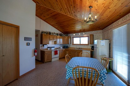 Quaint Vacation Rental with Madison River Views near Yellowstone in Southwest Montana - Cameron, Montana - glamping.directory