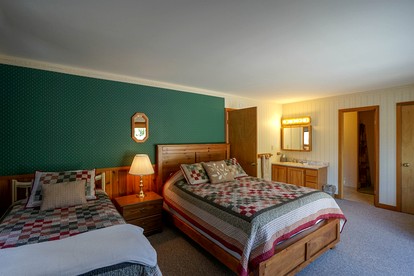 Quaint Vacation Rental with Madison River Views near Yellowstone in Southwest Montana - Cameron, Montana - glamping.directory