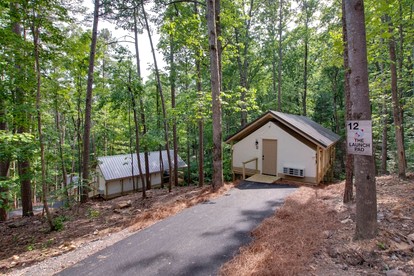 Incredible Tented Cabin Nestled Amidst Trees in Scottsboro, Alabama - Scottsboro, Alabama - glamping.directory