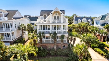 Gorgeous Luxury Beach House with Resort Amenities within Ocean Park in DeBordieu, South Carolina - glamping.directory