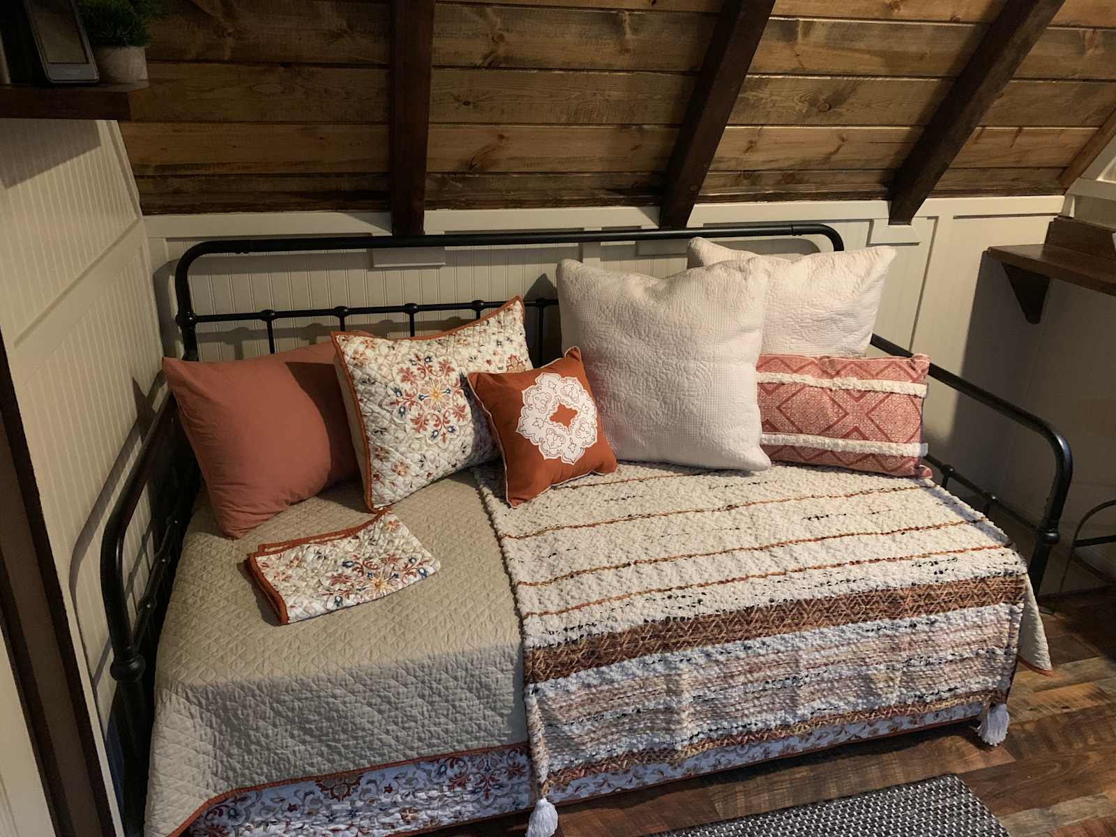 The Squattage in the Sequoia National Forest! - California Hot Springs, California - glamping.directory