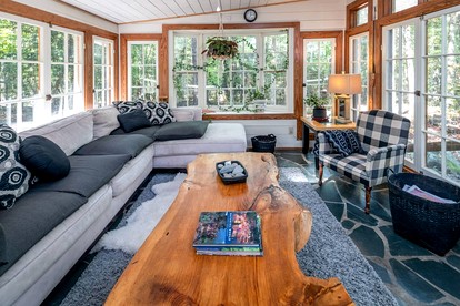 Unique Artistic Cabin Nestled in the Trees for a Peaceful Escape near Chapel Hill, North Carolina - Chapel Hill, North Carolina - glamping.directory