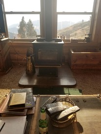 Luxury Cabin for Great Montana Weekend Getaways - Darby, Montana - glamping.directory