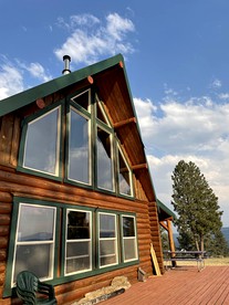 Luxury Cabin for Great Montana Weekend Getaways - Darby, Montana - glamping.directory