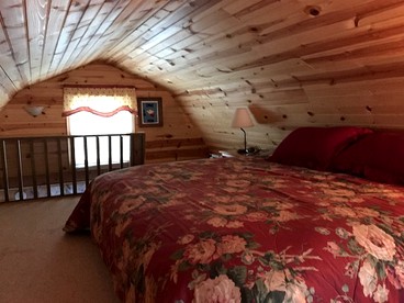 Tiny House Rental for Two on Lake Chatuge in Hiawassee, Georgia - Hiawassee, Georgia - glamping.directory