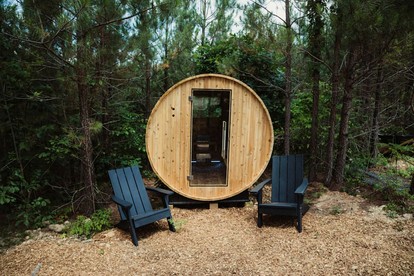 Amazing Luxurious Safari Tent with Sauna and Bath in Kentucky - Cadiz, Kentucky - glamping.directory