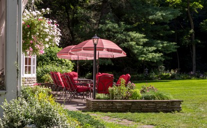 Impressive Cottage Rental with Private Waterfalls near Watkins Glen, New York - Dundee, New York - glamping.directory
