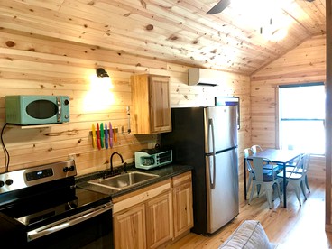 Spacious Texas Hill Country Cabin Ideal for Weekend Getaways from Austin - Mason, Texas - glamping.directory