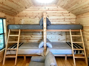 Spacious Texas Hill Country Cabin Ideal for Weekend Getaways from Austin - Mason, Texas - glamping.directory