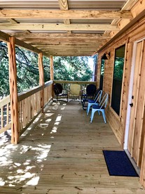 Spacious Texas Hill Country Cabin Ideal for Weekend Getaways from Austin - Mason, Texas - glamping.directory