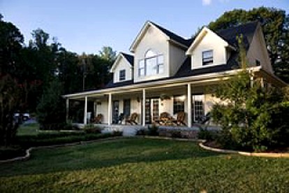 Charming Farm-Style Accommodation for Eight near Roanoke, Virginia - glamping.directory