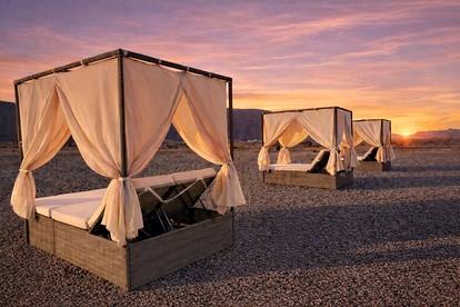 Minimalist Mirror Studio Stay with Red Rock Views near Capitol Reef, Torrey Utah - Torrey, Utah - glamping.directory