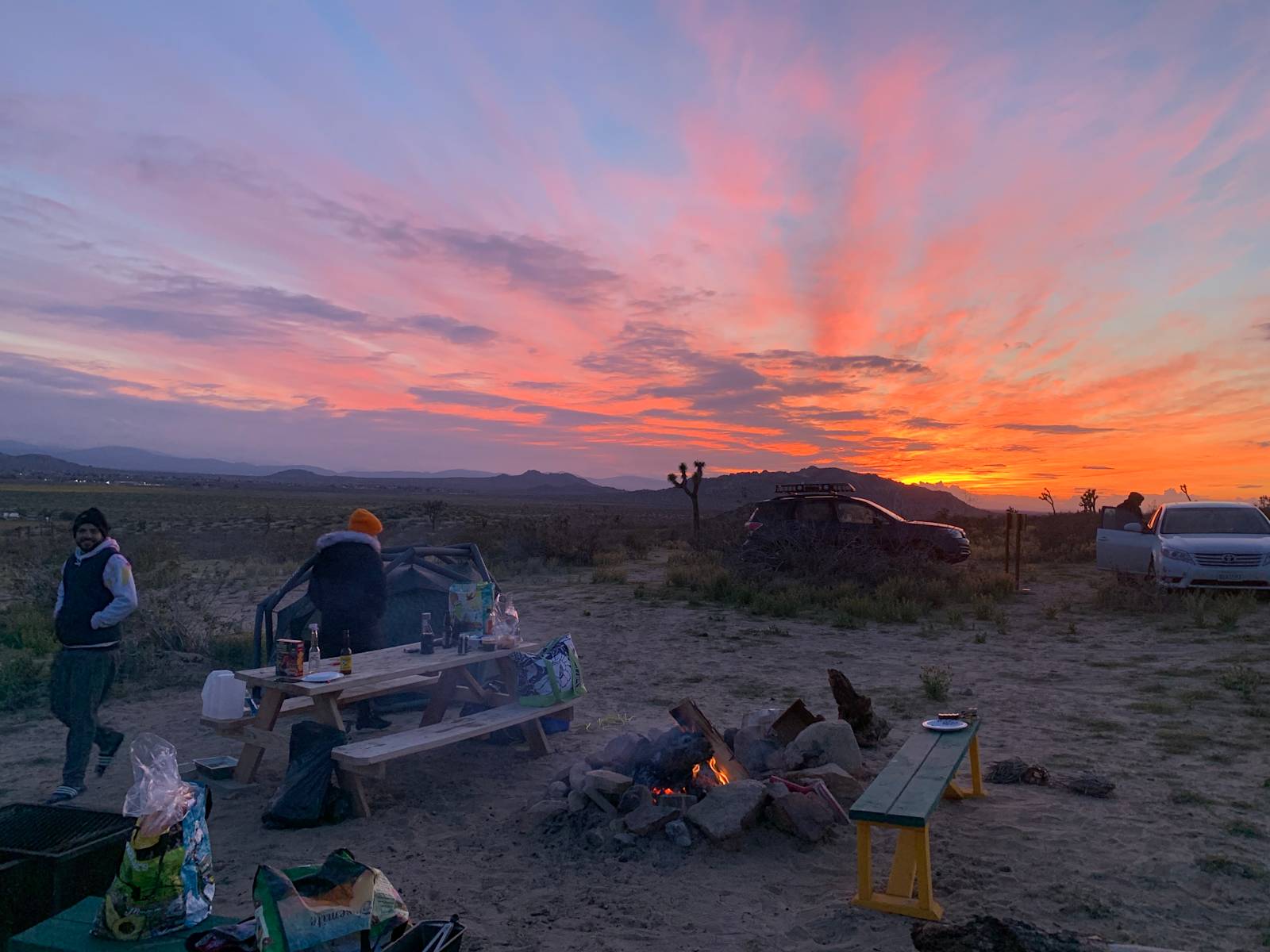 Camp NadaLotta - Lake Los Angeles, California - glamping.directory