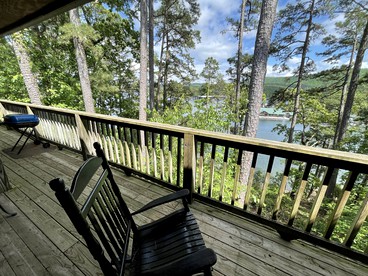 Cozy Rustic Two-Bedroom Cabin on Lake Ouachita with Hot Tub, Marina, and Activities in Mount Ida, Arkansas - glamping.directory