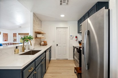 Beautiful Desert Rental with Hot-Tub-Fire Pit and BBQ in California - Joshua Tree, California - glamping.directory