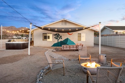 Beautiful Desert Rental with Hot-Tub-Fire Pit and BBQ in California - glamping.directory