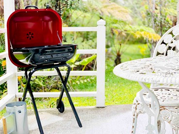 Rustic Volcano Cabin Perfect for a Big Island Getaway - Volcano, Hawaii - glamping.directory
