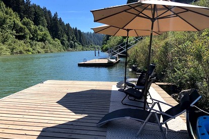 Fascinating Riverfront Cottage with Ping Pong Table in Guerneville, California - Guerneville, California - glamping.directory