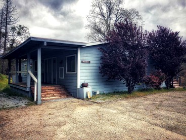 Contemporary Vacation Rental in the Sierra Nevada near Kings Canyon, California - Badger, California - glamping.directory