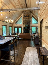 Cute Glamping Cabin for Rest and Relaxation near Ouachita National Forest, Oklahoma - Broken Bow, Oklahoma - glamping.directory