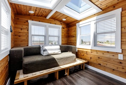 Family Fun Near Zion: Cozy Modern Tiny Home in Beautiful Utah! - Apple Valley, Utah - glamping.directory