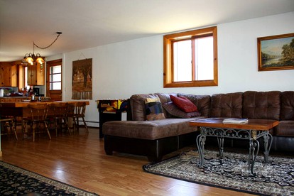Vacation Rental for Groups near Great Skiing Opportunities in Winhall, Vermont - Winhall, Vermont - glamping.directory