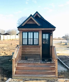 Comfortable Tiny House Rental Ideal for Texas Glamping - glamping.directory