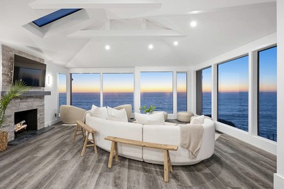 Luxury Oceanfront Estate with Hot Tub & Gardens near San Francisco in Montara, California - Montara, California - glamping.directory