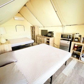 Delightful Safari Tent Glamping Rental on San Marcos River, Texas - Kingsbury, Texas - glamping.directory