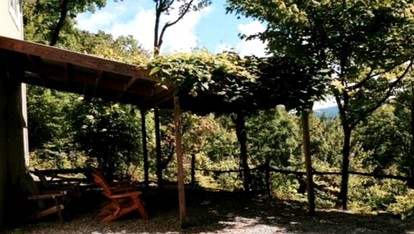 Spacious Cabin Tucked Away in the Mountains near Highlands, North Carolina - Highlands, North Carolina - glamping.directory