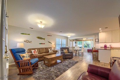 Guadalupe Riverside Retreat for Water Sports with the Family - New Braunfels, Texas - glamping.directory