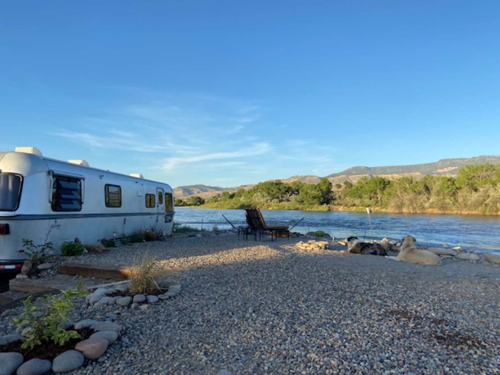 Colorado river Airstream - Clifton, Colorado - glamping.directory