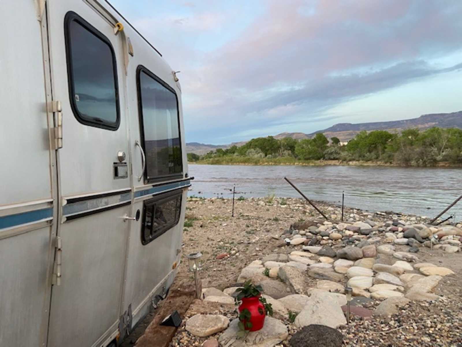 Colorado river Airstream - Clifton, Colorado - glamping.directory