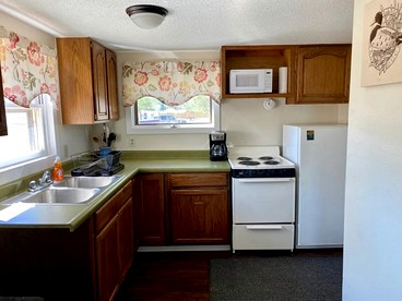 Beautiful Cabin Incredible for a Romantic Getaway in South Dakota - Hot Springs, South Dakota - glamping.directory