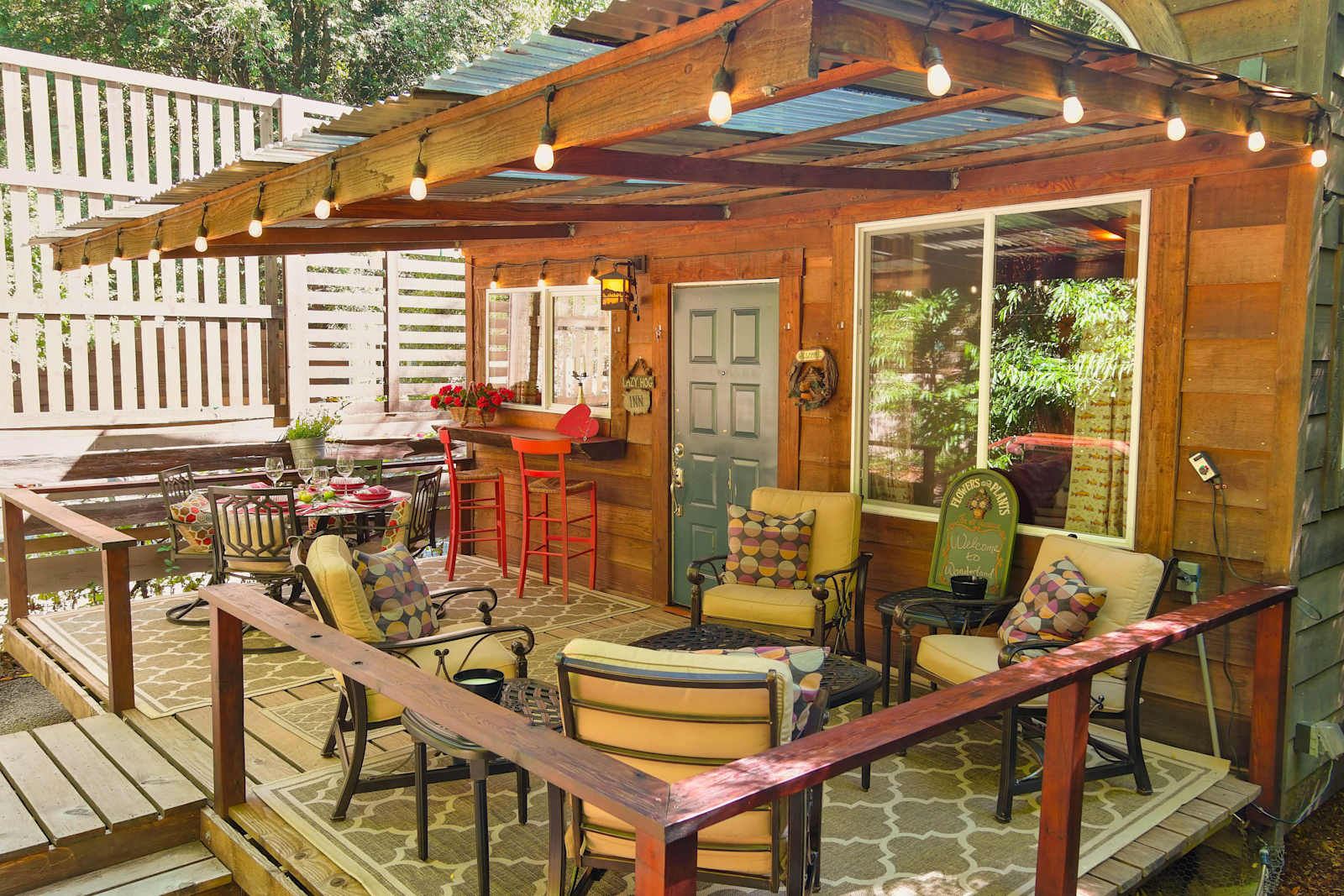 Wackalulu's  Wonderland - Monte Rio, California - glamping.directory