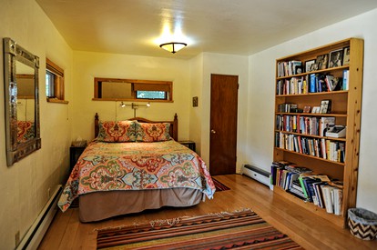 Romantic Vacation Rental with Hot Tub near New Mexico's Pinos Altos Mountains - Silver City, New Mexico - glamping.directory