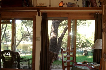 Pet-Friendly Cabin Rental with Creekside Views near Bandera, Texas - Pipe Creek, Texas - glamping.directory