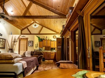 Pet-Friendly Cabin Rental with Creekside Views near Bandera, Texas - Pipe Creek, Texas - glamping.directory