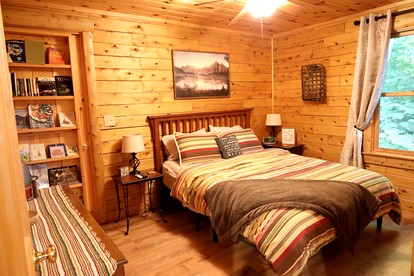 Off-Grid Lofted Cabin with Fire Pit Ideal for a Family Getaway in Maine - Norway, Maine - glamping.directory