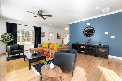 Vibrant Urban Vacation Rental Oasis near Catawba River in North Carolina - Charlotte, North Carolina - glamping.directory