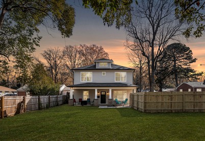 Vibrant Urban Vacation Rental Oasis near Catawba River in North Carolina - glamping.directory