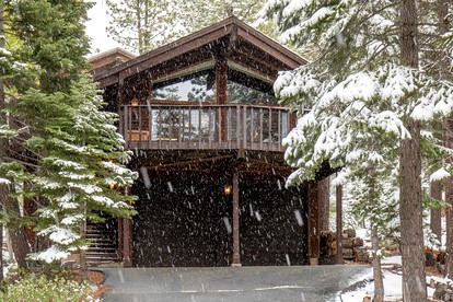 Spectacular Cabin with Foosball and Fireplace in Truckee, California - glamping.directory