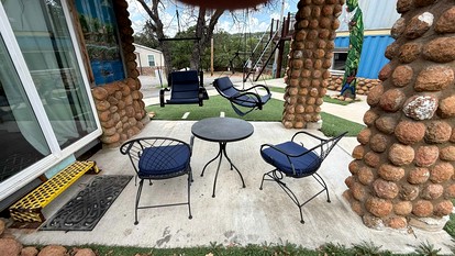 Cozy Tiny Home with Private Patio & Hammock Chairs near Bath Lake in Medicine Park, Oklahoma - Medicine Park, Oklahoma - glamping.directory